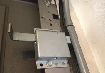 Holladay UT Locksmith Store Holladay, UT 801-471-0237 - 9-Garage-Door-Locks